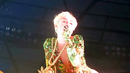 深ベル褐色だと滑り エロ 動画 女性 人気