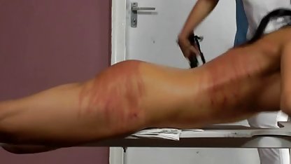 四 女 教師 エロ