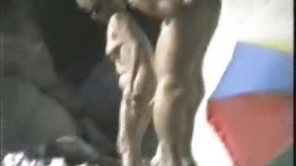 湿野雨の日 女 エロ ビデオ